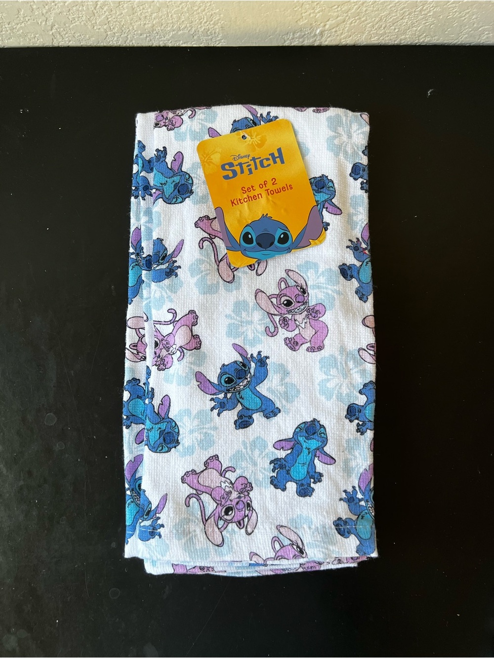 Disney Lilo & Stitch Set of 2 Kitchen Towels - New with Tags